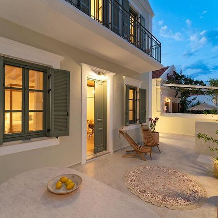 Nisomar Suites Symi Exteriör bild