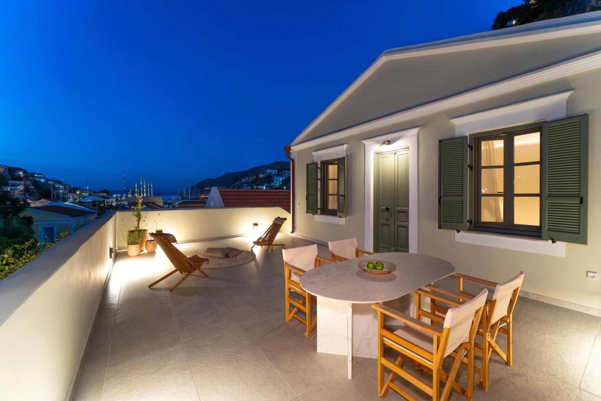 Nisomar Suites Symi Exteriör bild