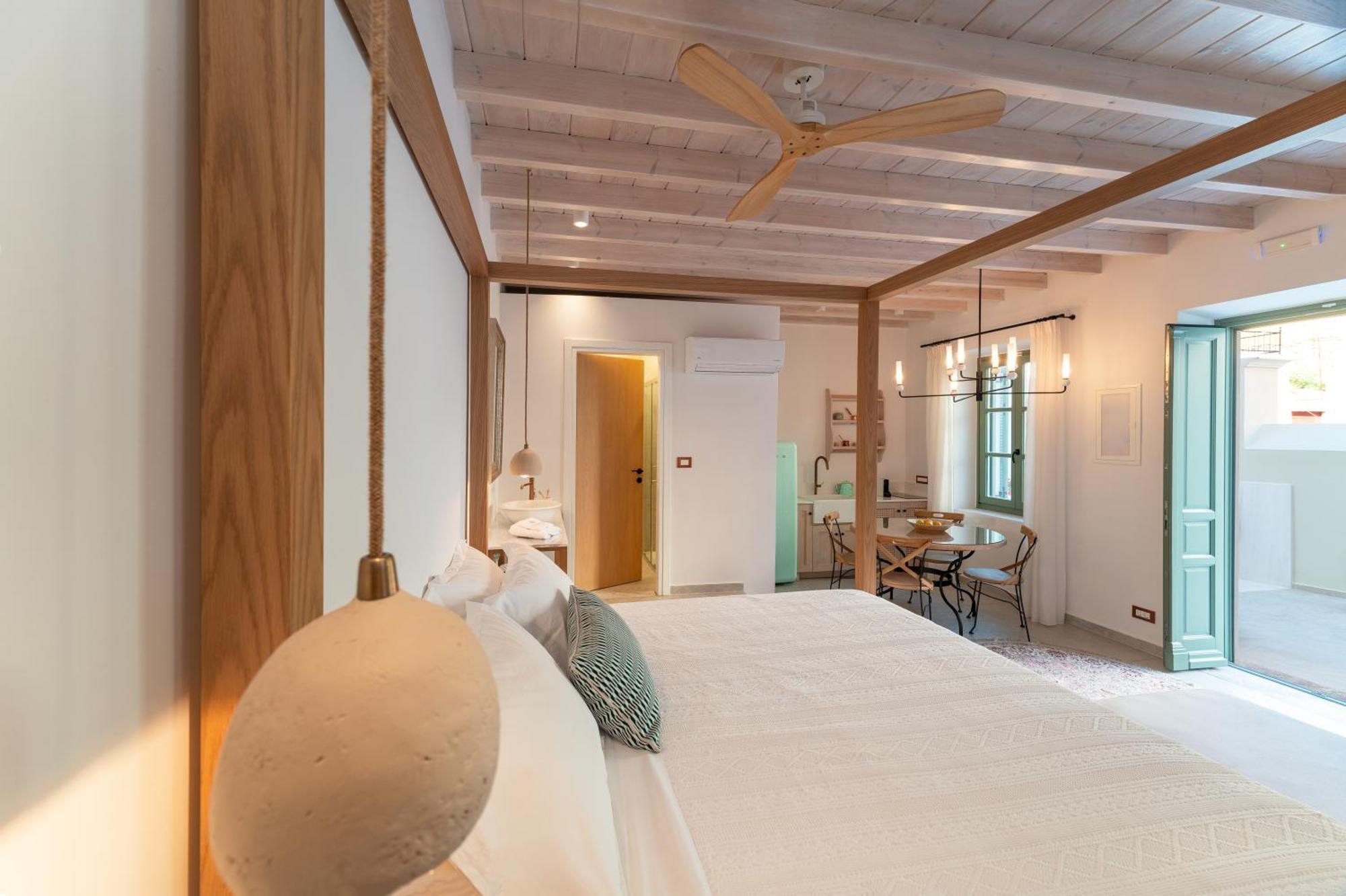 Nisomar Suites Symi Exteriör bild