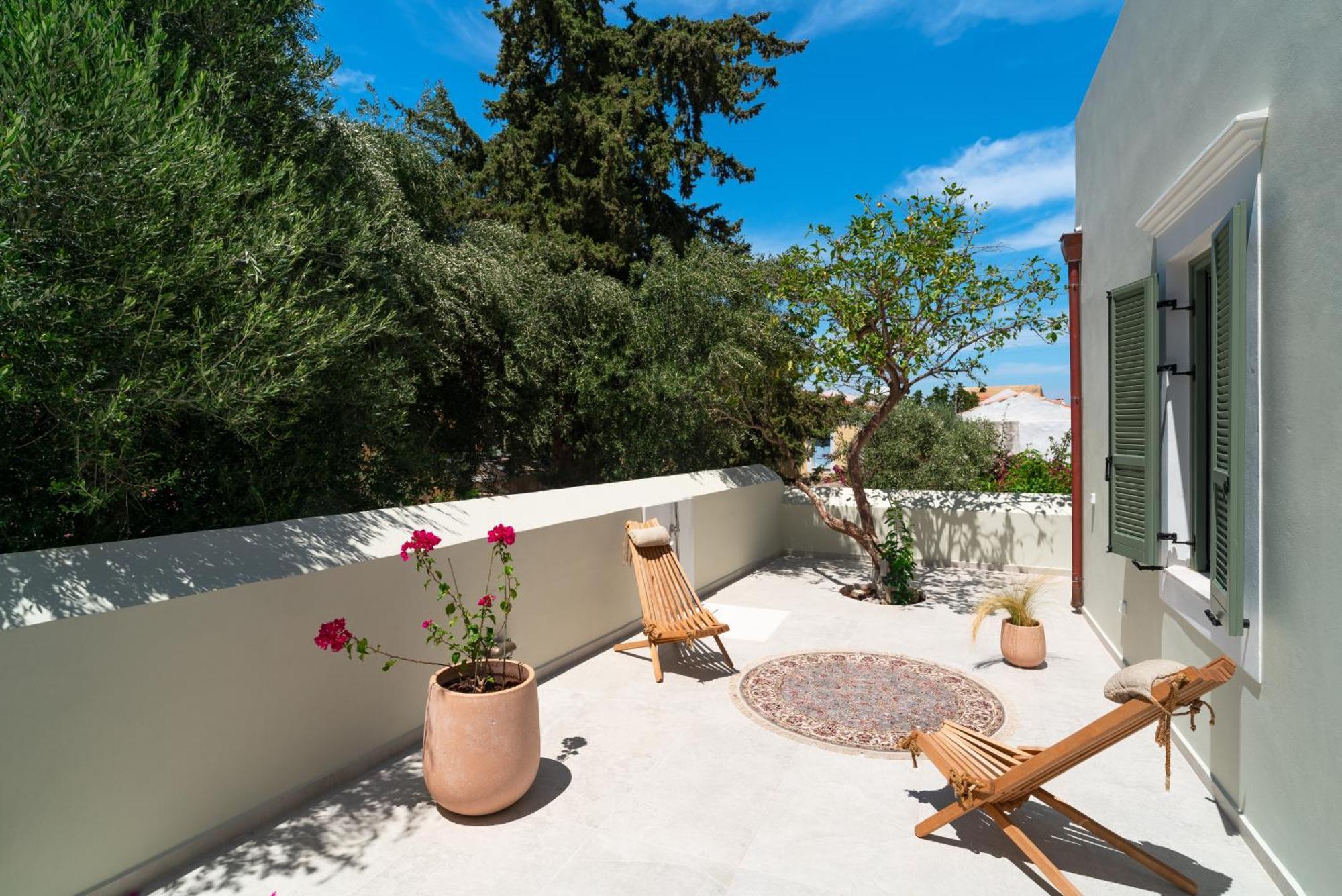 Nisomar Suites Symi Exteriör bild