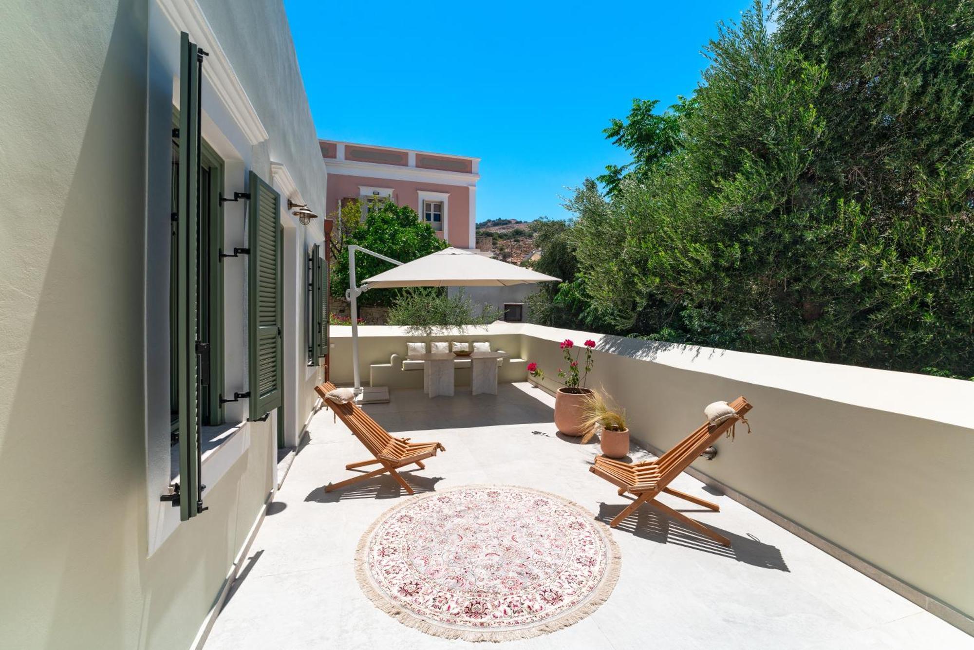 Nisomar Suites Symi Exteriör bild
