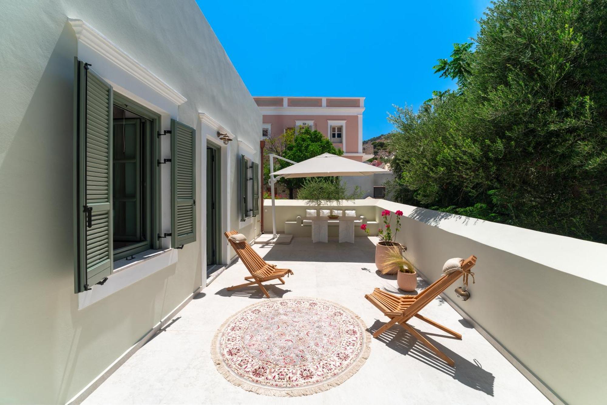 Nisomar Suites Symi Exteriör bild