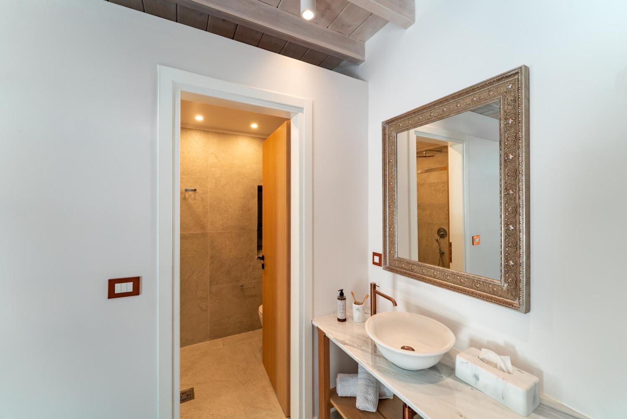 Nisomar Suites Symi Exteriör bild